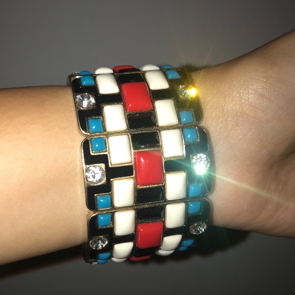 Statement Bracelet - Picture 2 of 4